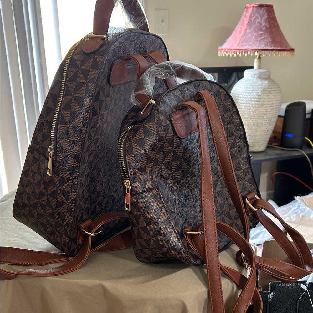 Brown Geometric Pattern Backpack Set - image 1